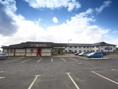 Travelodge 3*